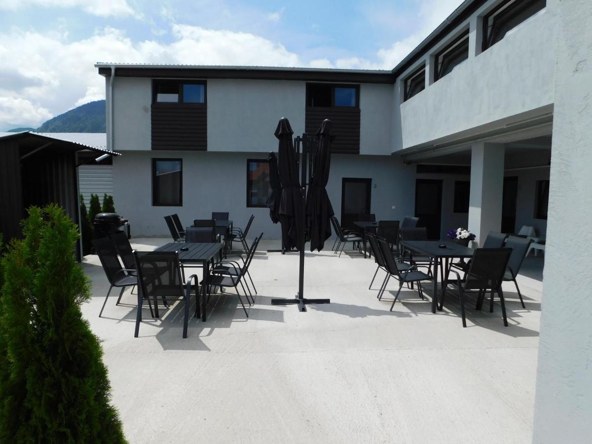 Mountain Vista Suites Zarnesti Exterior foto